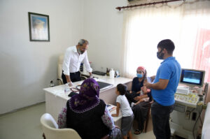 Başkan Bozdoğan, hafta sonu tatilini vatandaşlara ayırmaya devam ediyor