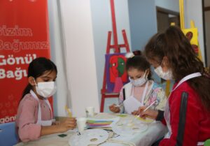 “İçlerindeki sanatçıyı ortaya koyuyorlar”