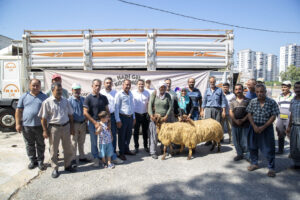 Mersin Büyükşehir’in küçükbaş hayvan desteği sürüyor   