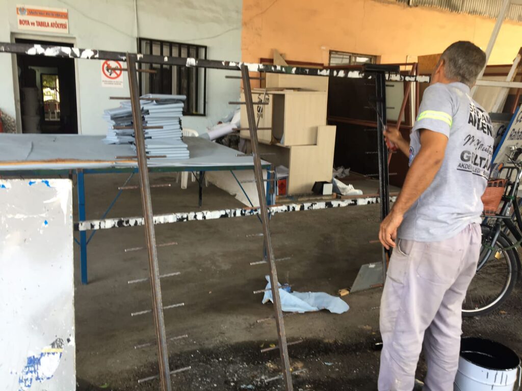 Fen İşleri Ekipleri aralıksız hizmet veriyor