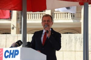 “Bizim cumhuriyetimiz Atatürk’ün cumhuriyeti”