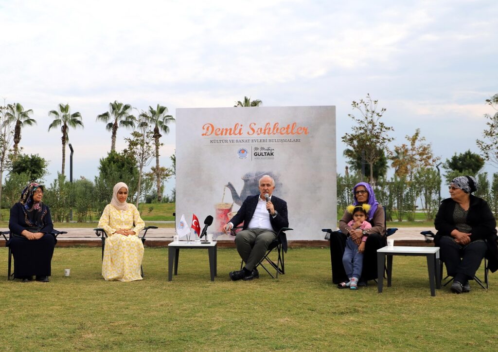 Akdeniz’de demli sohbetler