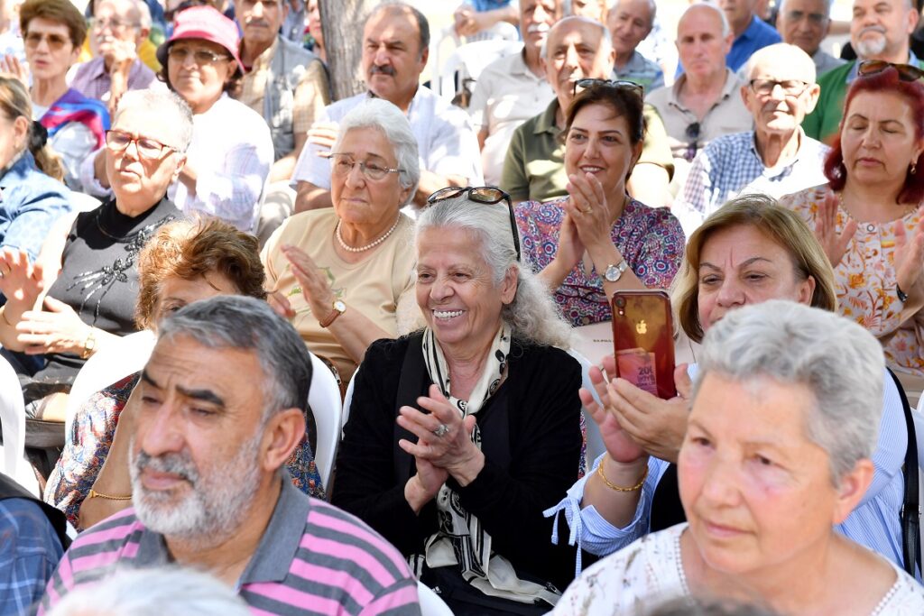 Hem eğlendiler hem sosyalleştiler